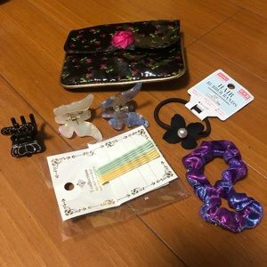 Hair accessories & pouch
